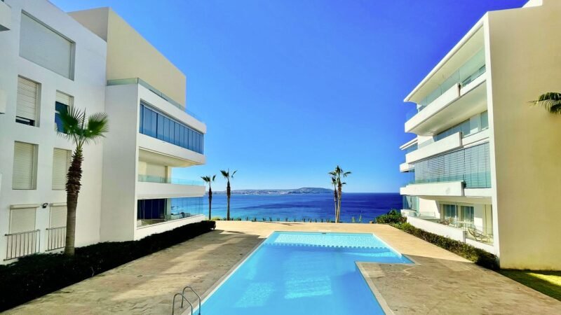 Spacious 2 Bedrooms with Ocean View & Terrace