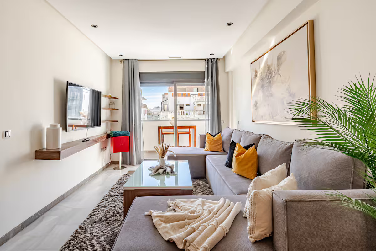 Chic & Modern 2 Bedrooms Apartment – TGV Station & Marina Bay