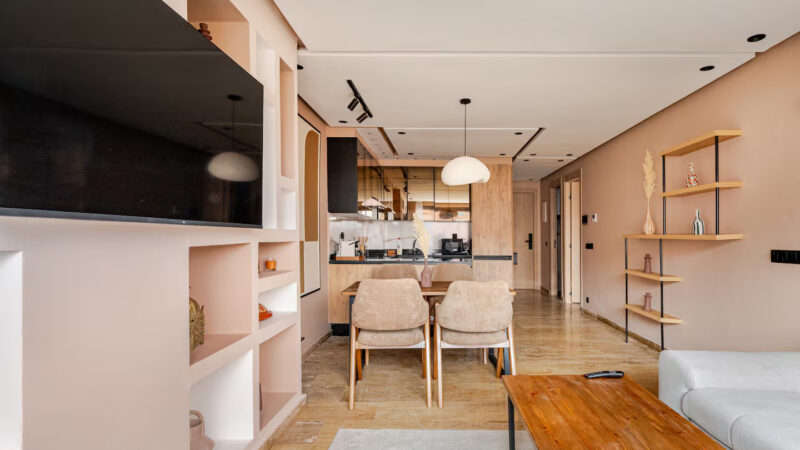 Elegant Gueliz Hideaway – Suite Chic avec Balcon