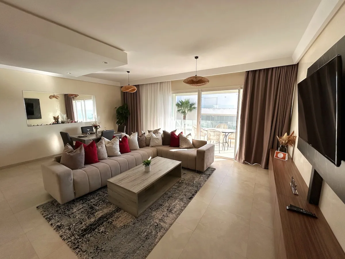 Breathtaking Sea & Sunset Views – 2 Spacious Bedrooms & Terrace