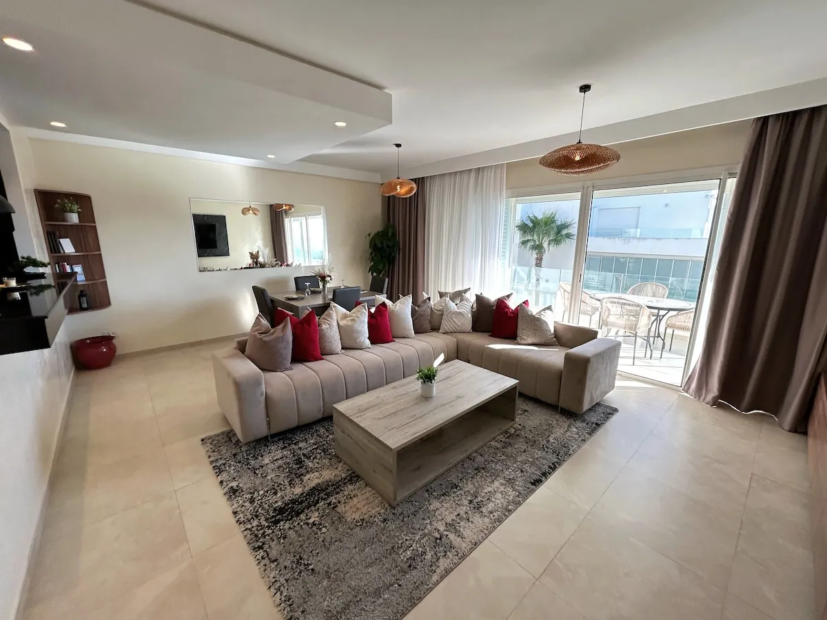 Breathtaking Sea & Sunset Views – 2 Spacious Bedrooms & Terrace
