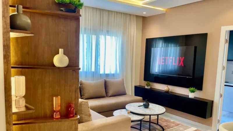 Elegant Suite – Beach-Walk at Downtown