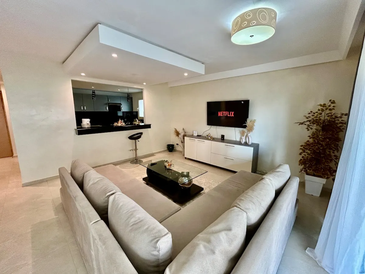 Spacious 2 Bedrooms with Ocean View & Terrace