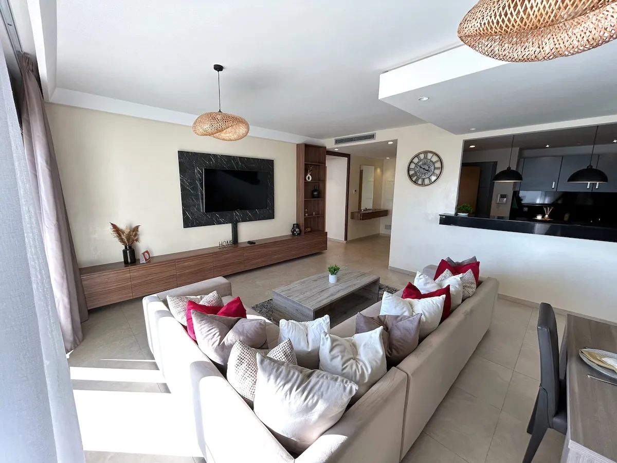 Breathtaking Sea & Sunset Views – 2 Spacious Bedrooms & Terrace