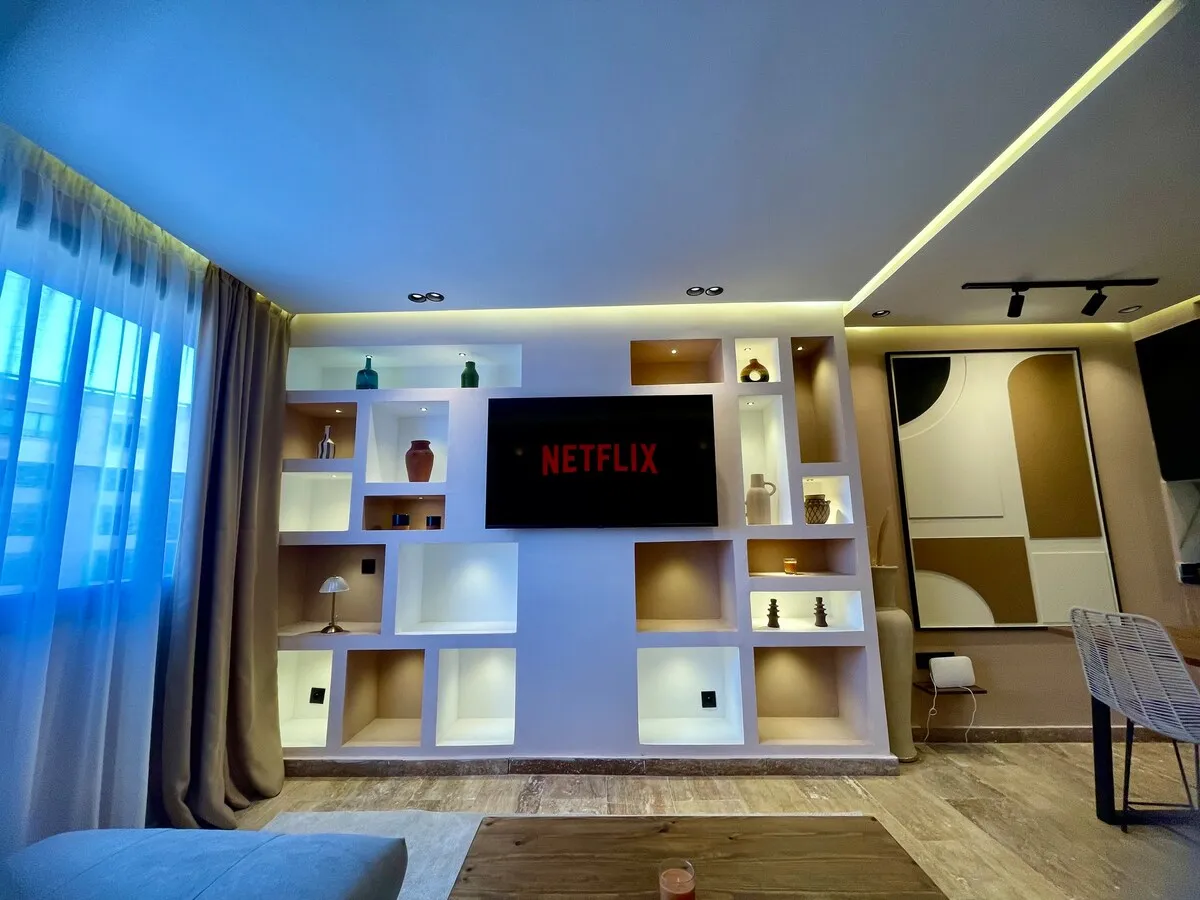 Elegant Gueliz Hideaway – Suite Chic avec Balcon