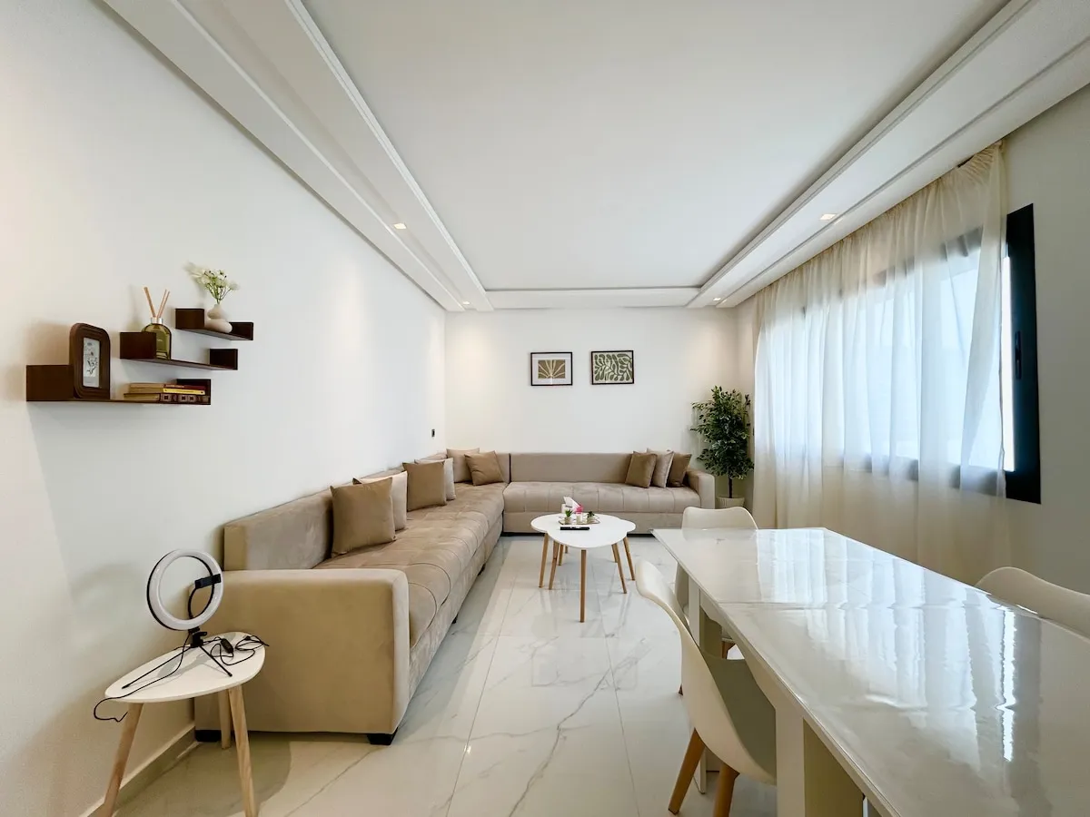 2 Bedrooms Suite – Prime location Beach Walk