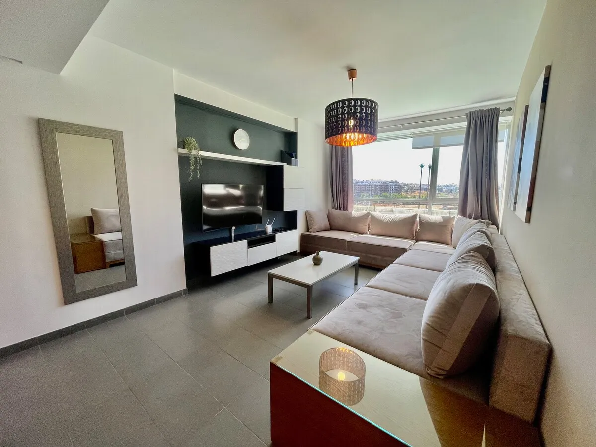 Hilton Apartment – 2 Bedrooms Downtown Beach