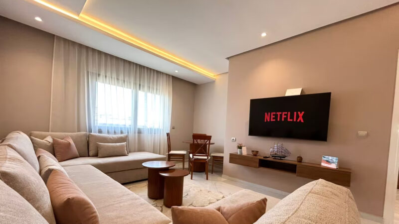 The Modern Haven – Balcony and Beach Access