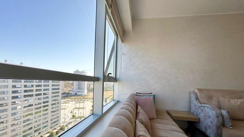 Cozy Luxe – 2BR Balcony & Mountain View