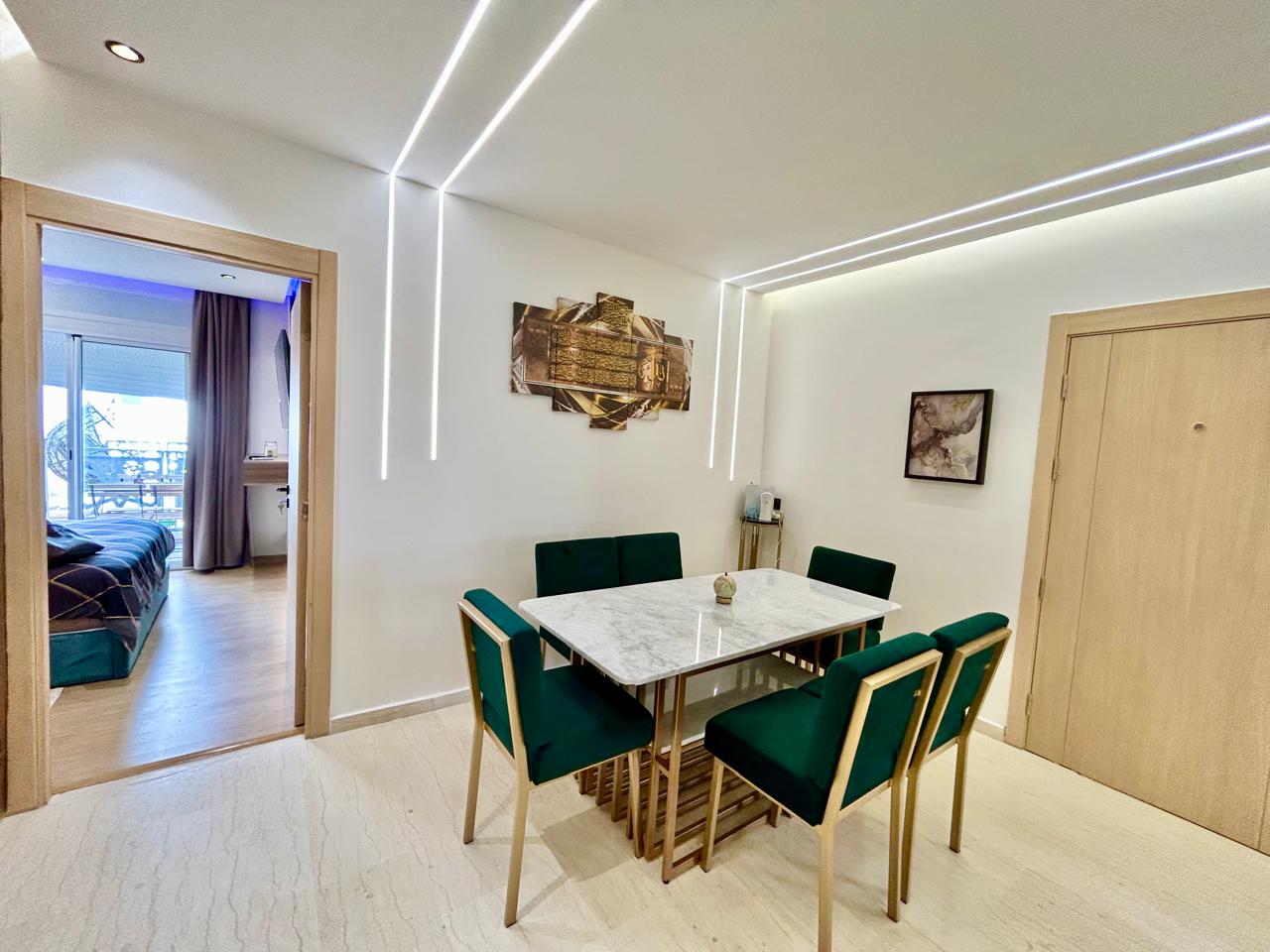 Appartement 2 Chambres avec Piscine à Nouinouiche