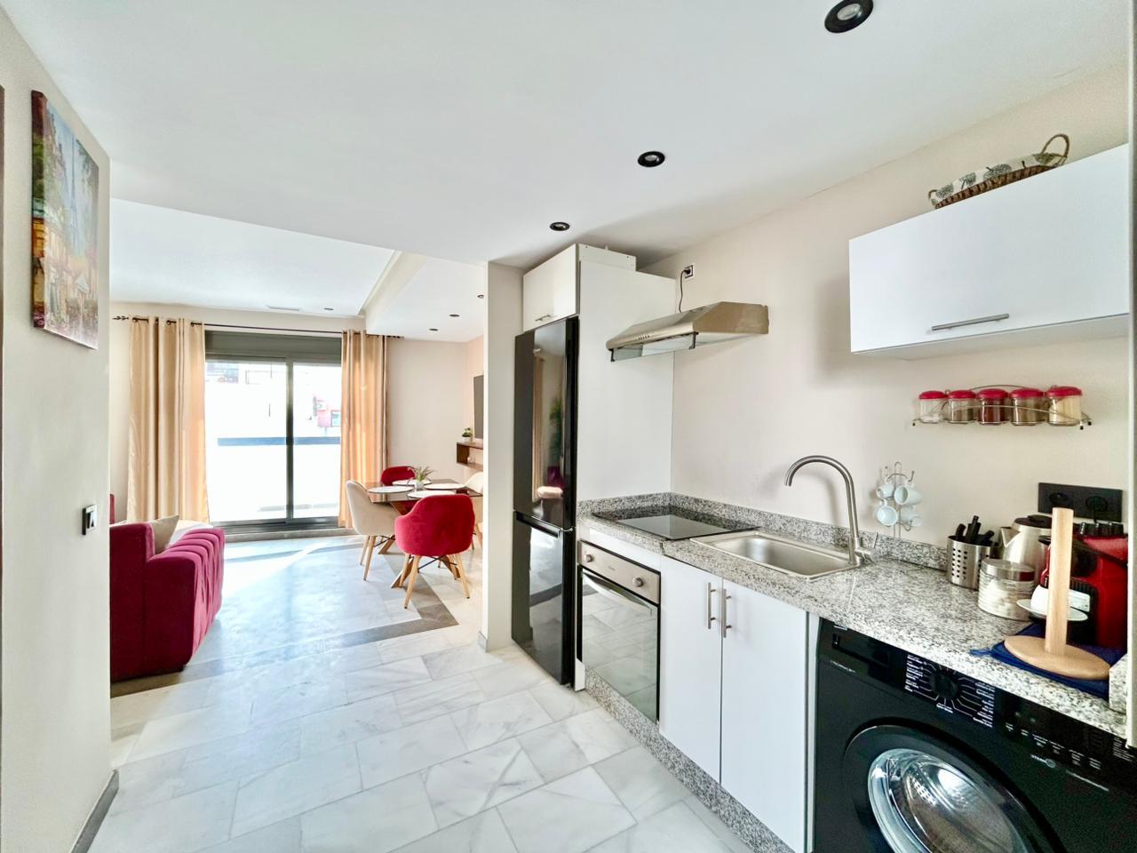 Urban Escape – Modern Comfort in the Corniche