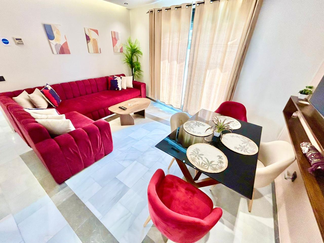 Urban Escape – Modern Comfort in the Corniche