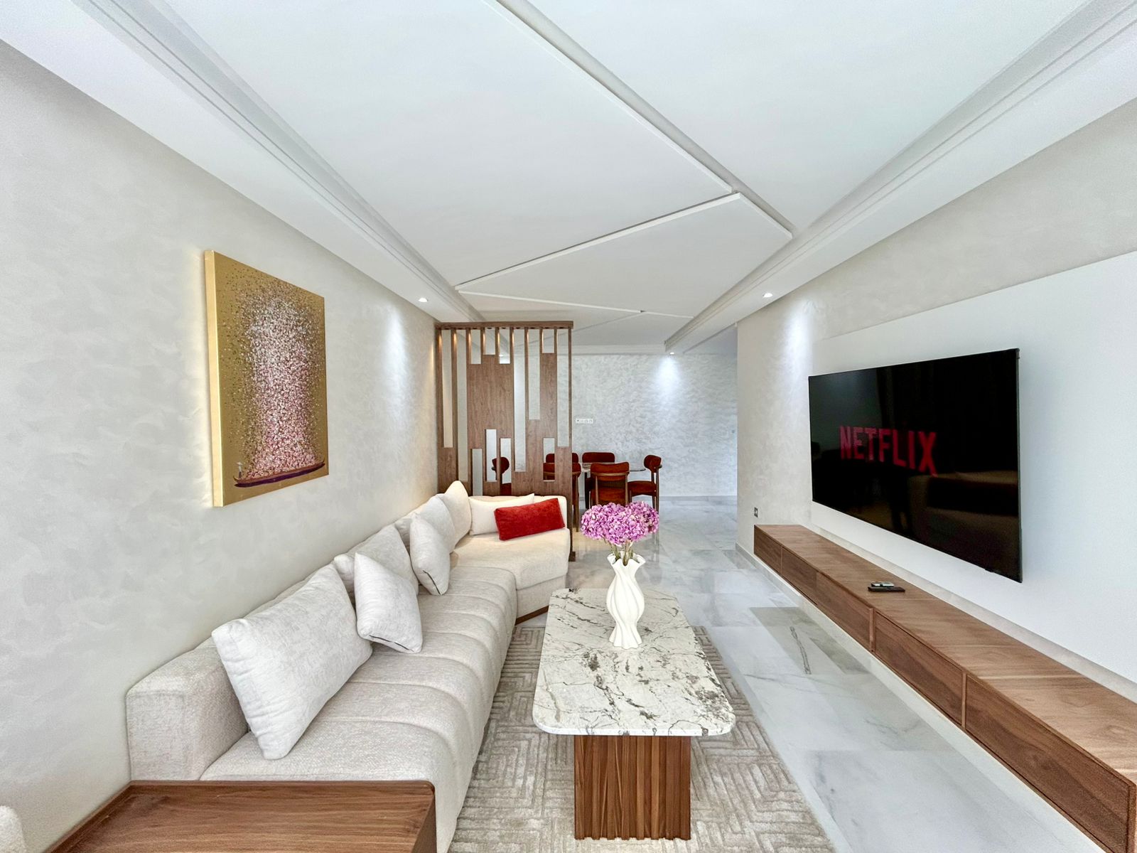 Gorgeous 2Bedrooms City Retreat – 10th Floor Views