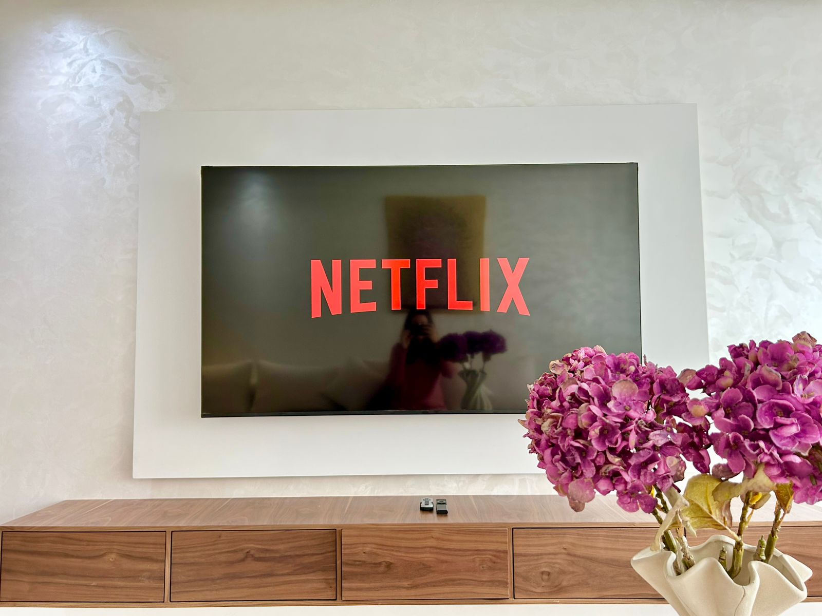 Gorgeous 2Bedrooms City Retreat – 10th Floor Views