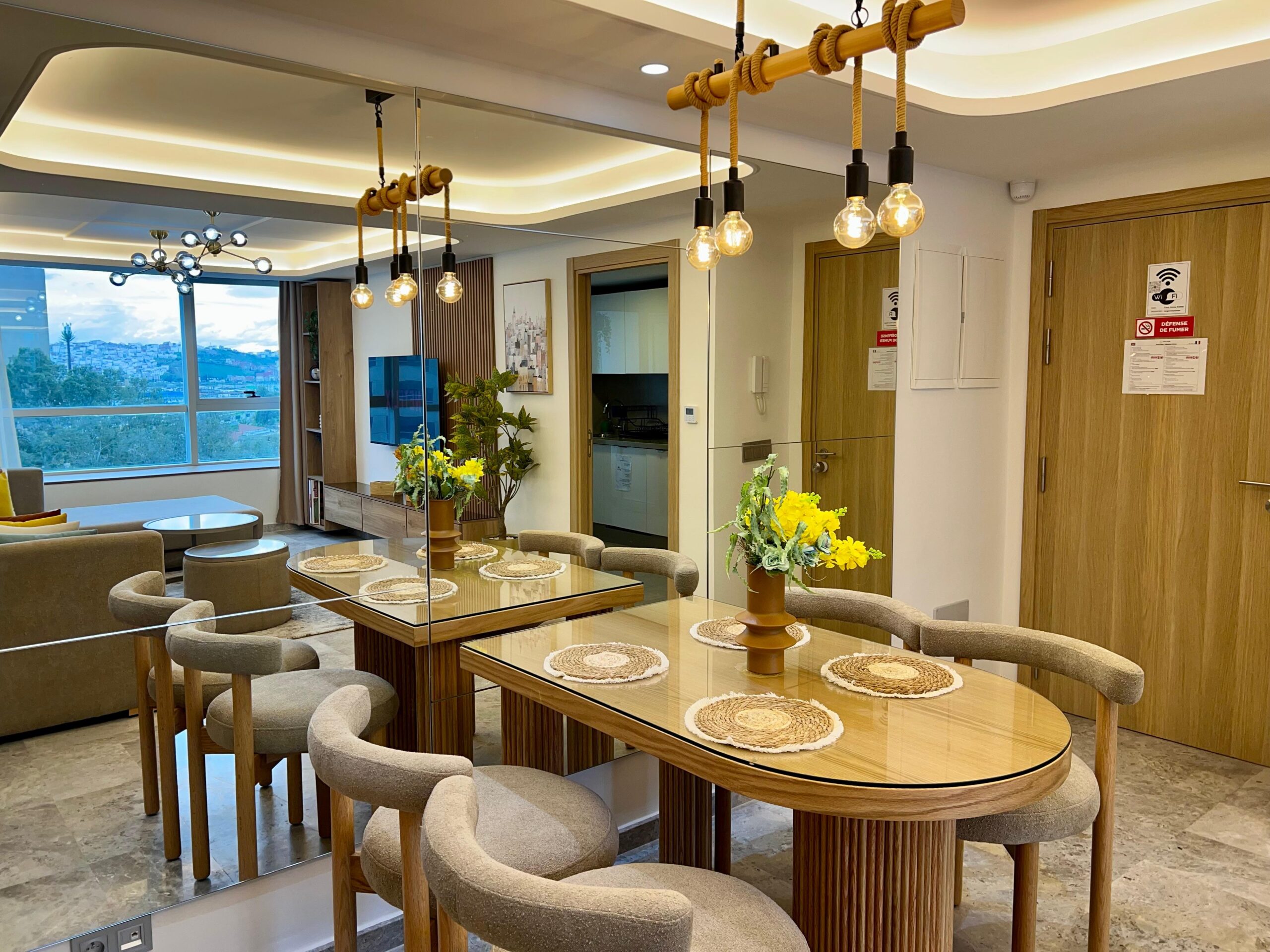 Urban Luxury – Elegant 2 Bedrooms Retreat