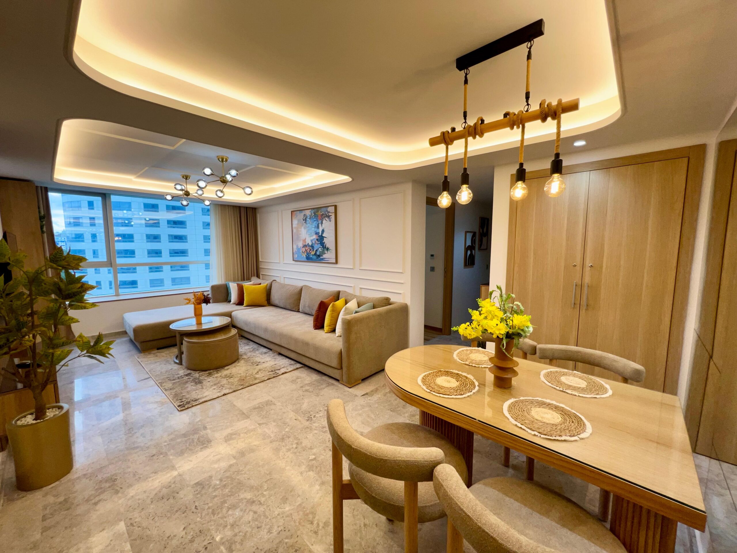 Urban Luxury – Elegant 2 Bedrooms Retreat