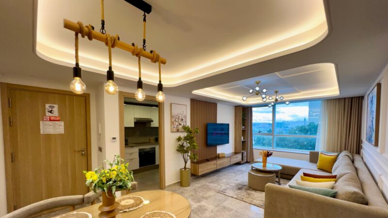 Urban Luxury – Elegant 2 Bedrooms Retreat