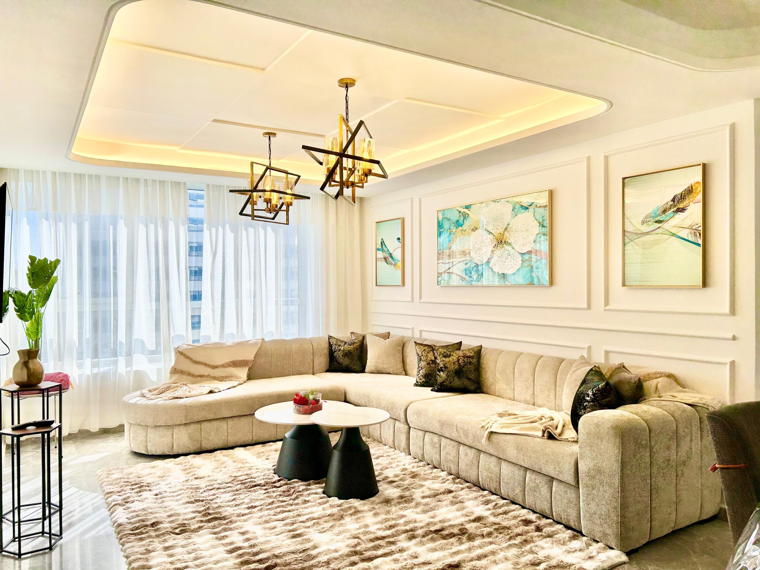 Bright 2 Bedroom Flat – 7th Floor • Prime Location