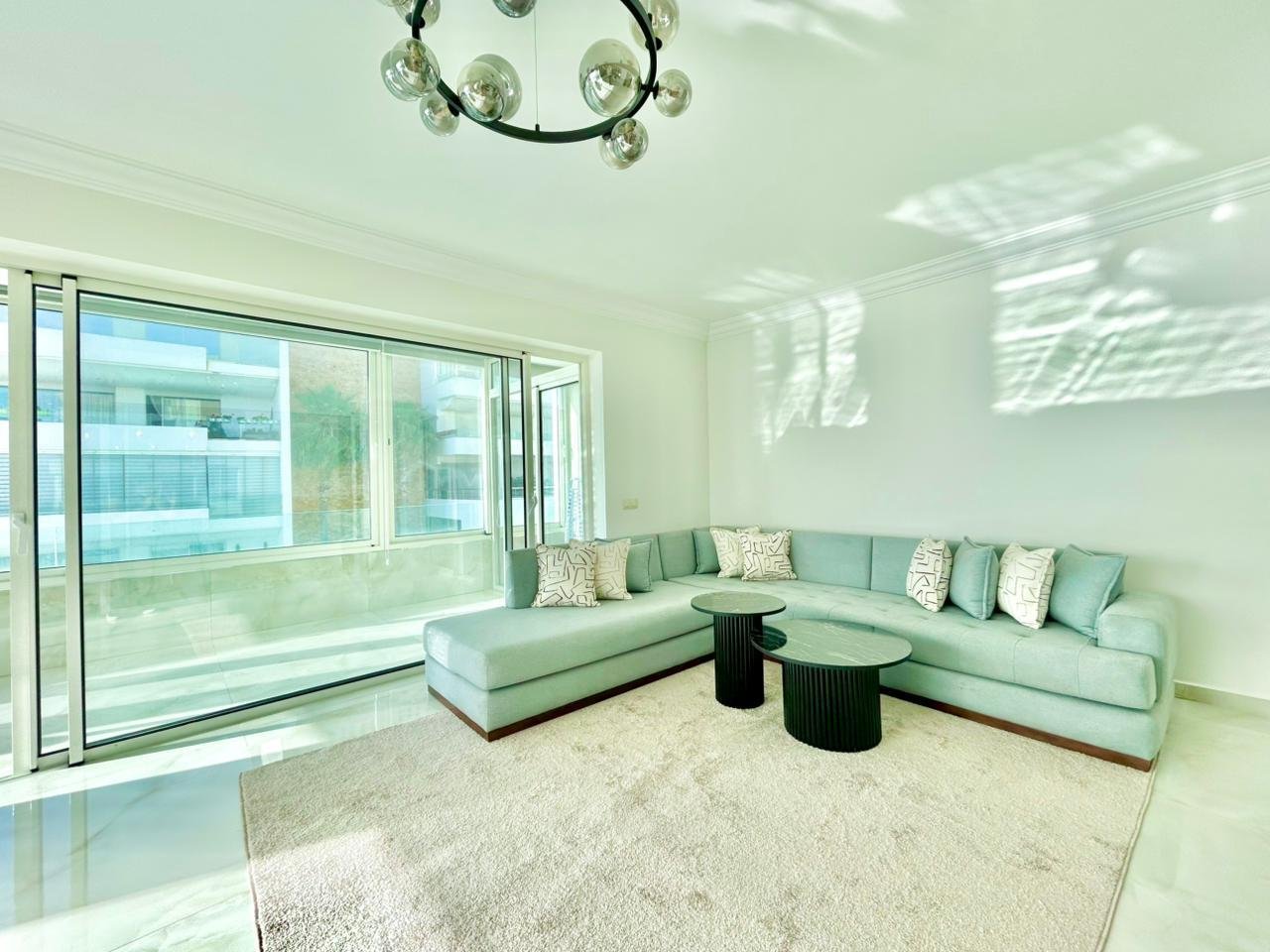 Ocean-Front 2 Bedrooms Flat – Pool & Garden Access