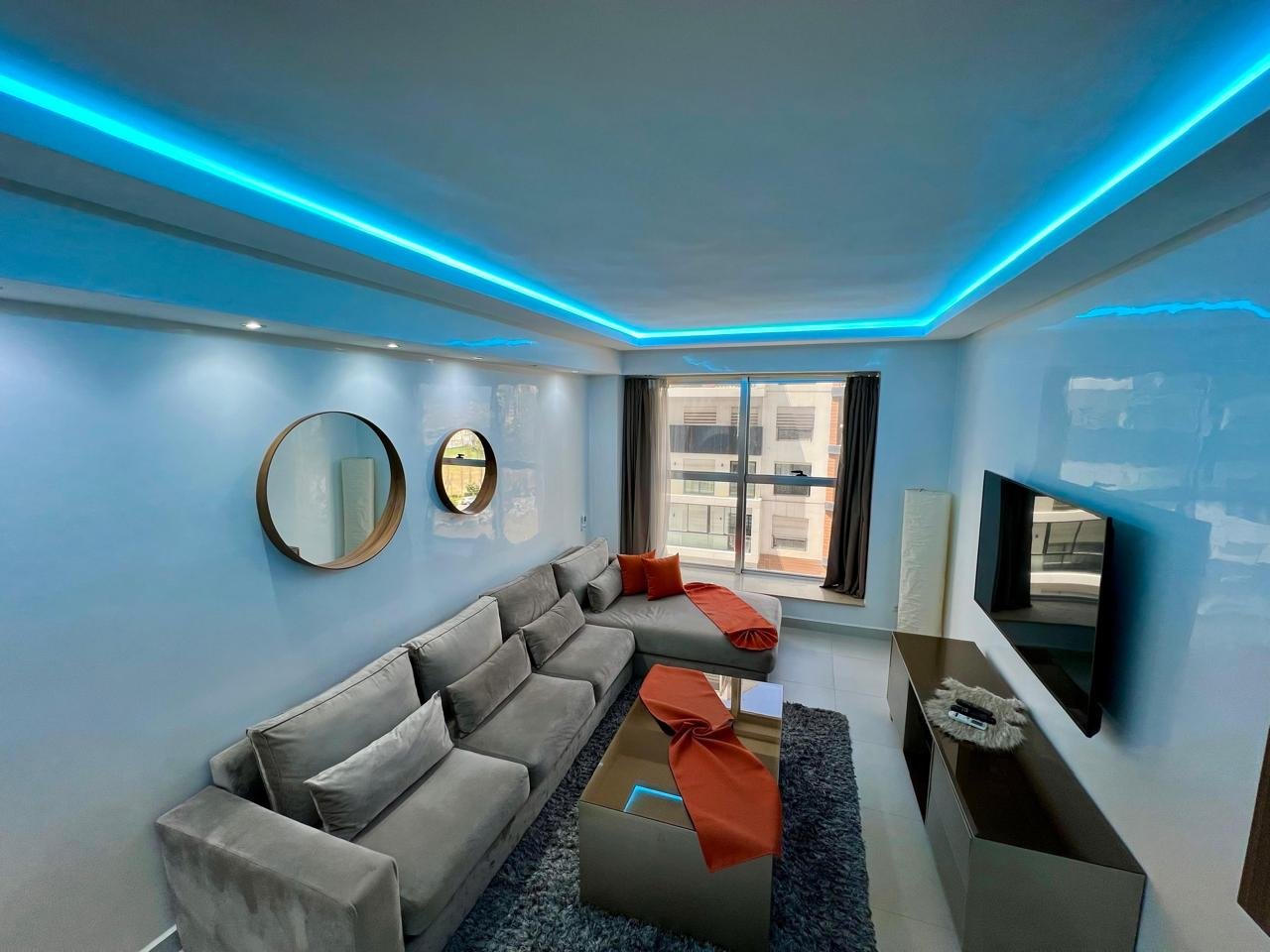 Corniche-Front 2 Bedrooms Apartment