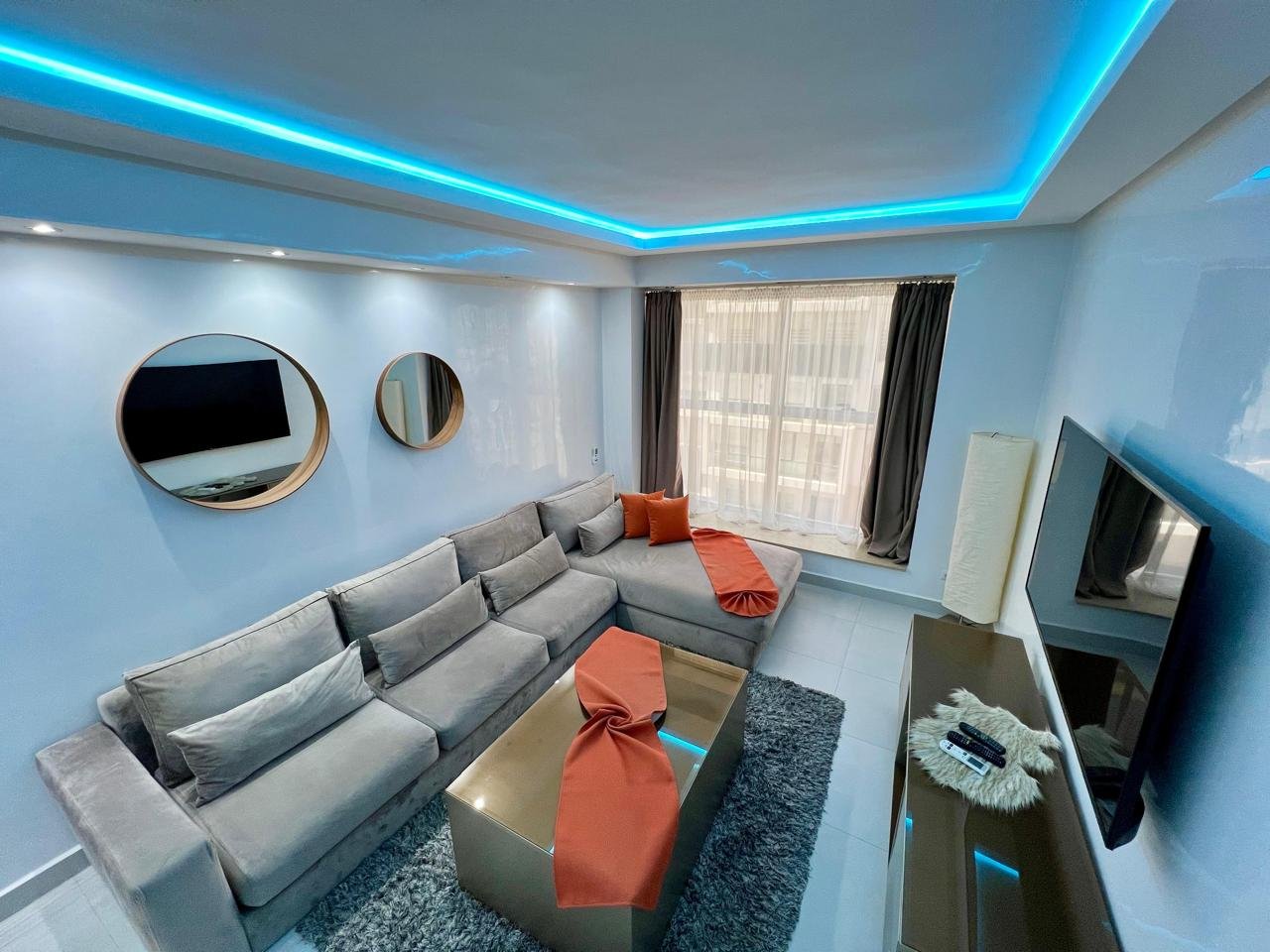 Corniche-Front 2 Bedrooms Apartment