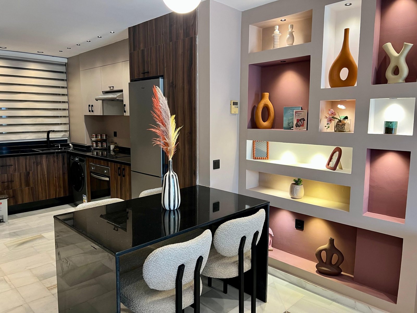 Beachside Designer Apartment with Sunny Terrace & View