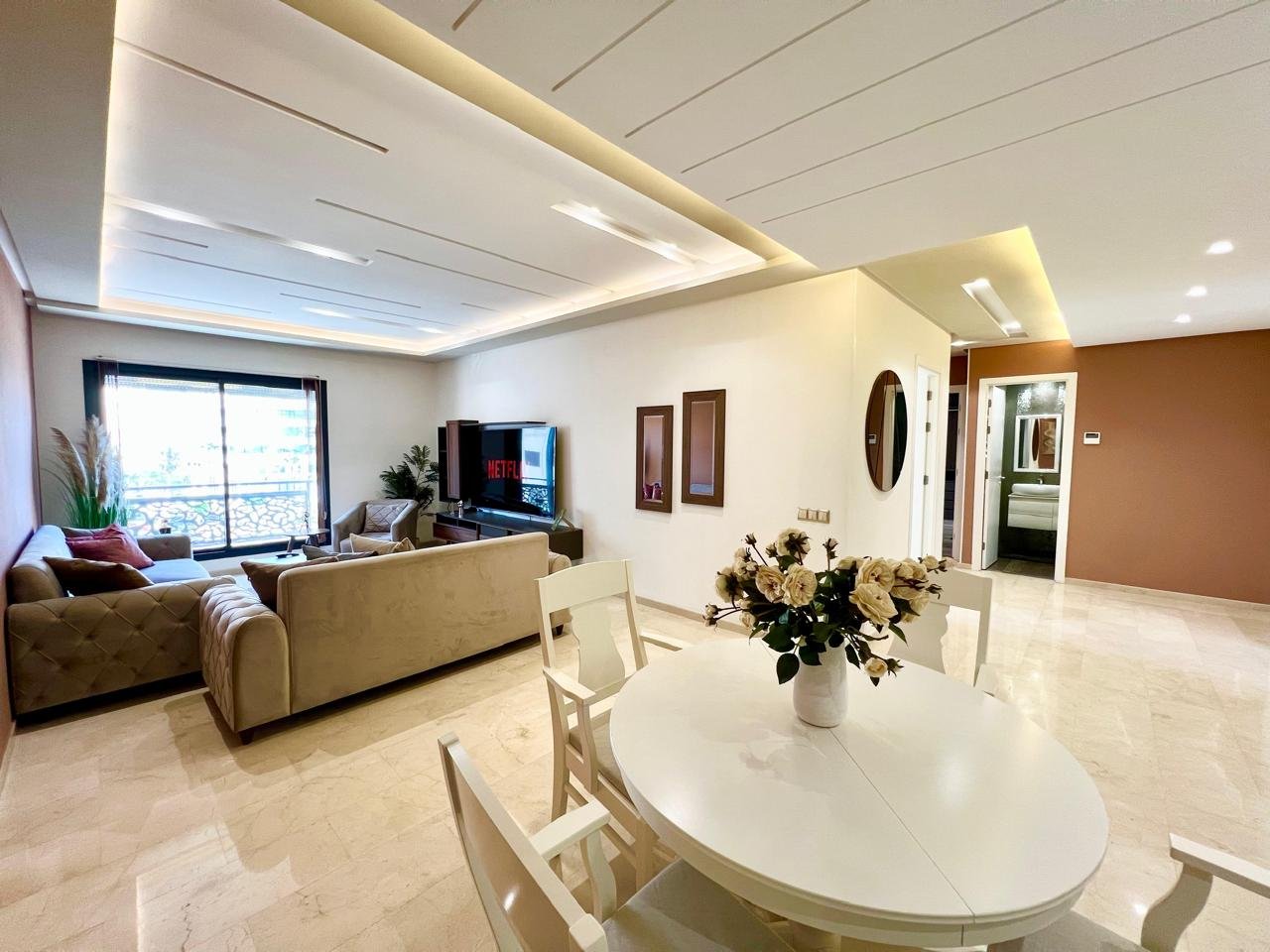 Appartement 2 Chambres 107 m² à Sky17