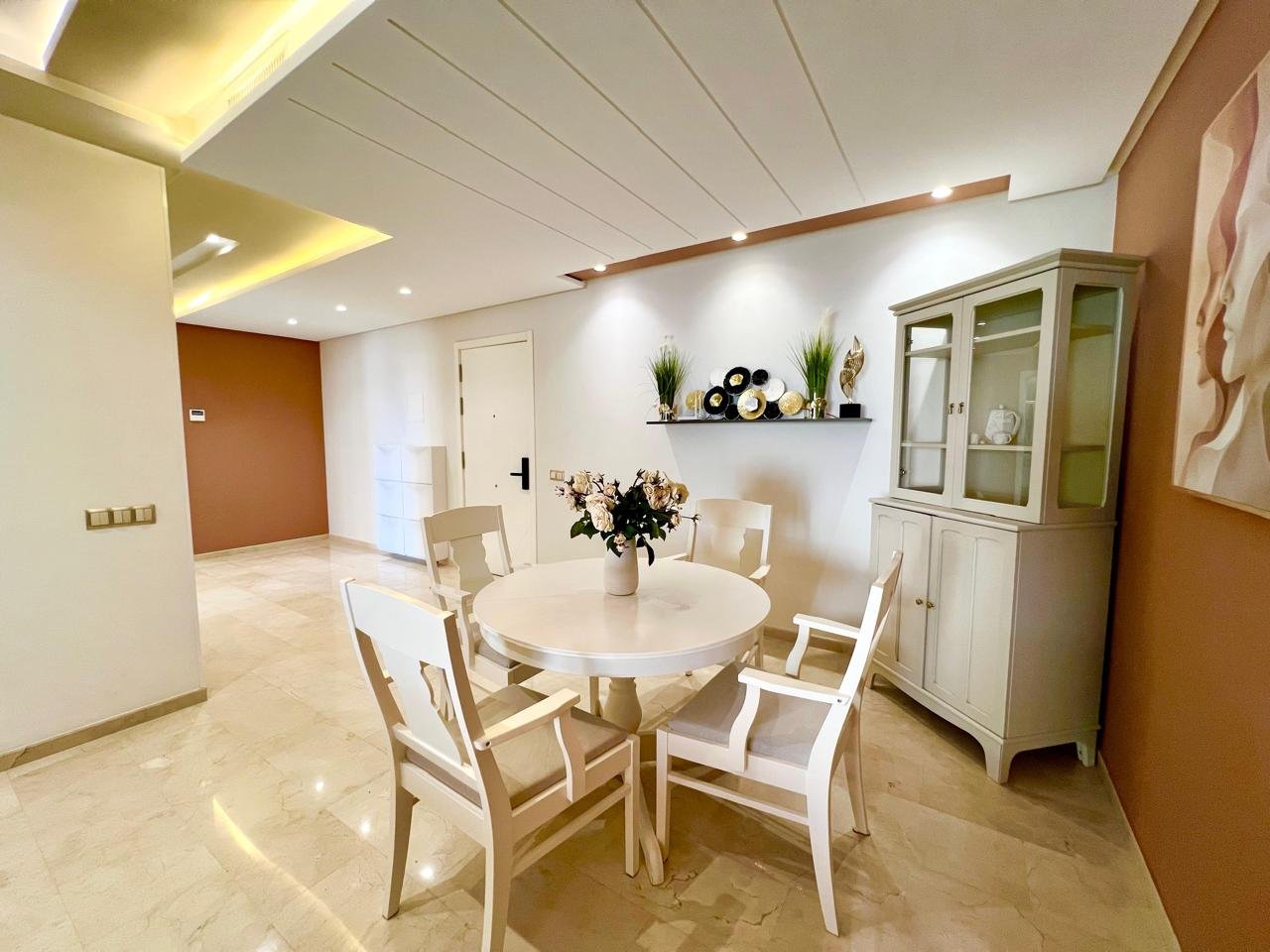 Appartement 2 Chambres 107 m² à Sky17
